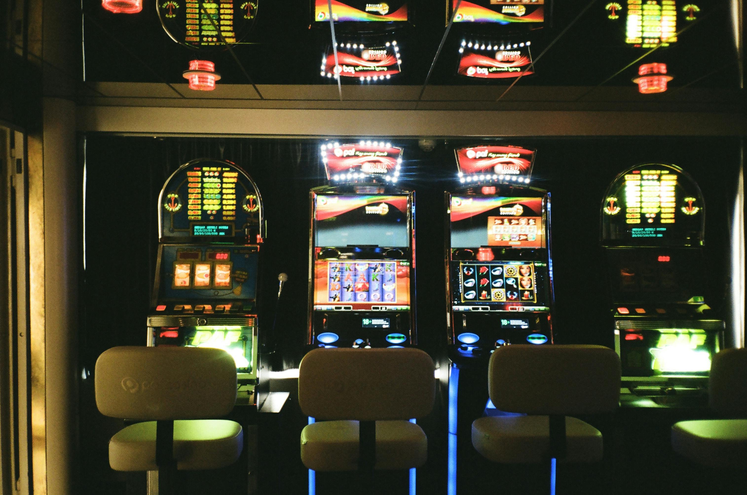 Piala88 slot live baccarat meja casino online Indonesia